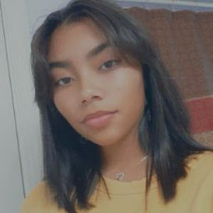 Meet your Posher, Claudia